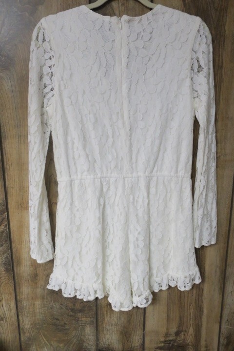 Disney’s Beauty and The Beast Floral Lace Bell Sleeve short Romper Junior size L