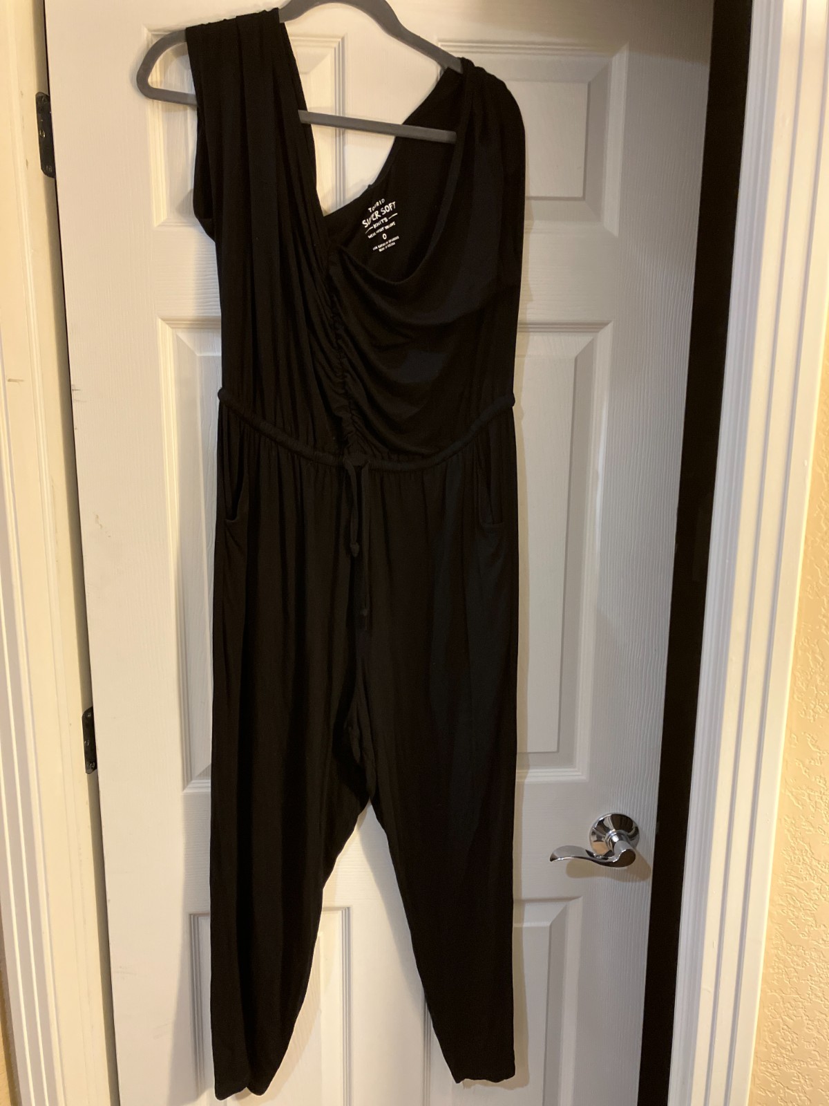 Torrid SuperSoft Knit Full Length Sleeveless Jumpsuit Black Color Pattern Size 0
