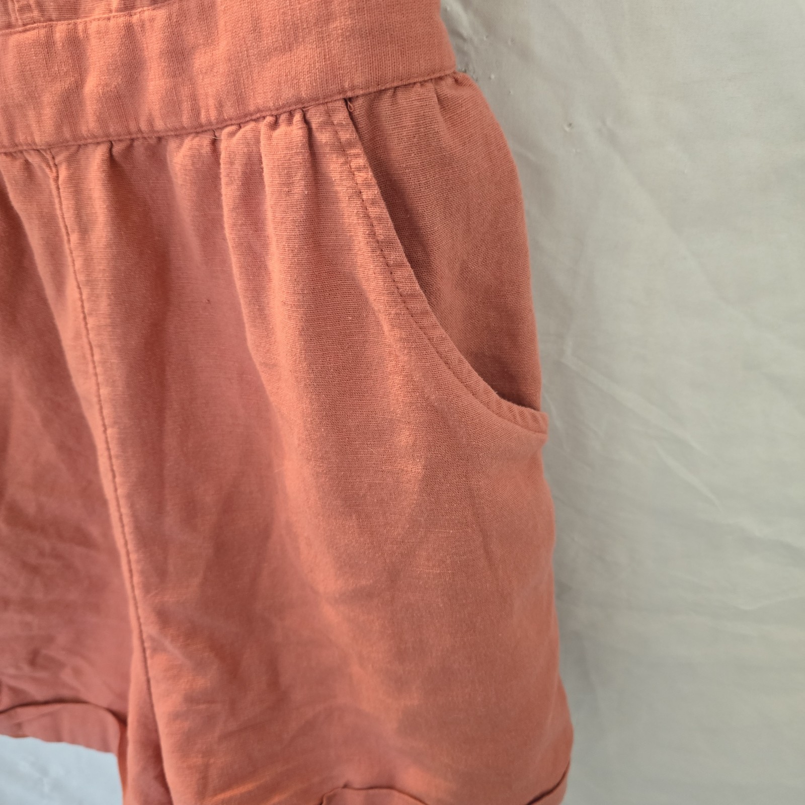 American Eagle Strappy Romper Coral Color Smocked Back Size M Cotton Linen Blend