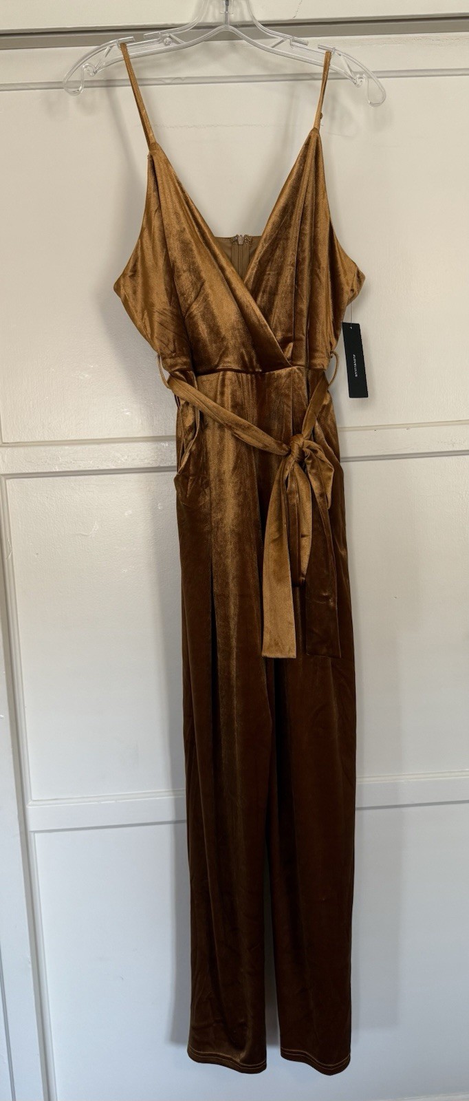 Lulus Copper Velvet Sleeveless Jumpsuit with Pockets and Fabric Belt Sz L NWT