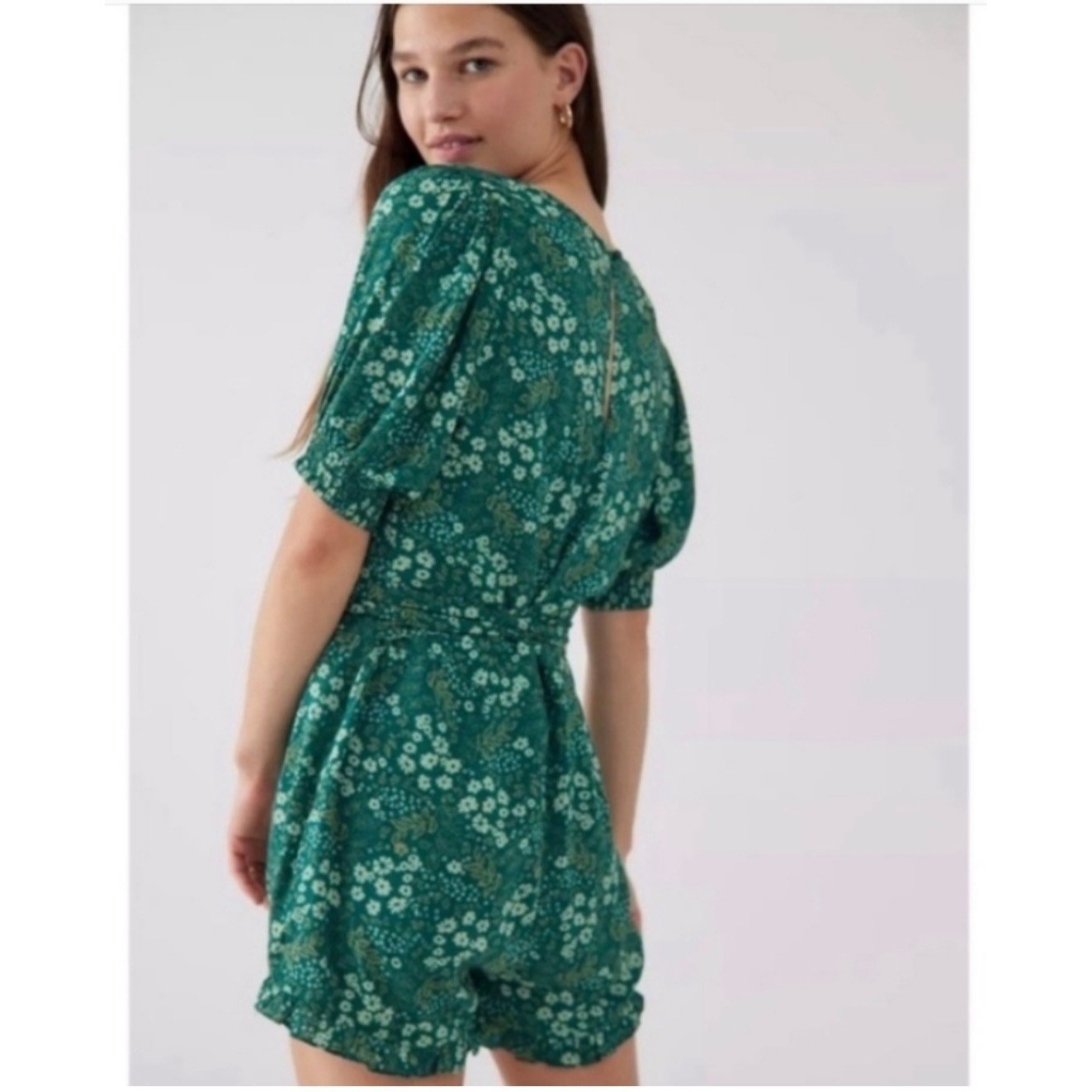 Urban Outfitters Green Floral Ruffle Hem Surplice Romper XS