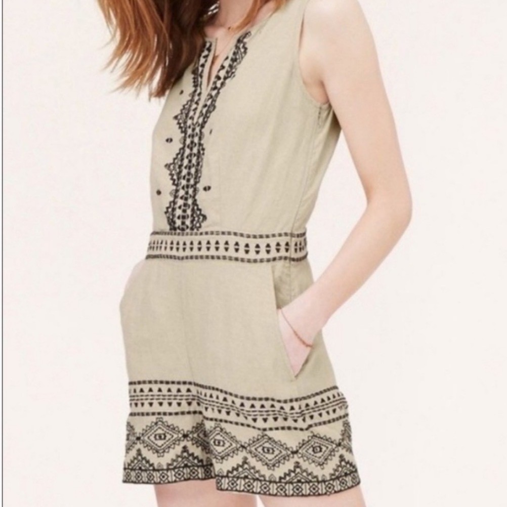 ANN TAYLOR LOFT 100% Linen Beige Black Sleeveless Embroidered Romper | NWOT