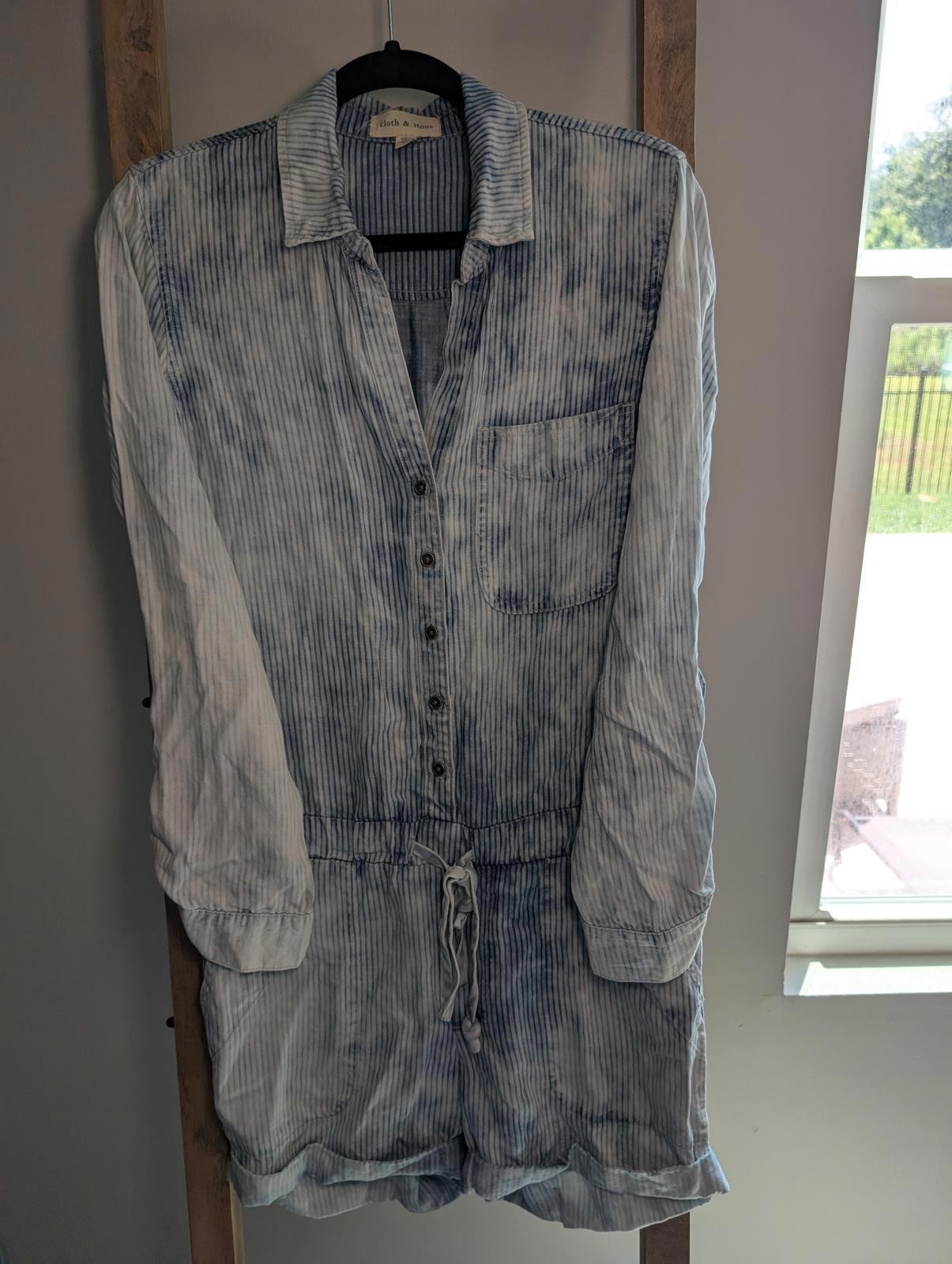 Cloth & Stone Denim like Striped Button-Up Long Sleeve Romper Small