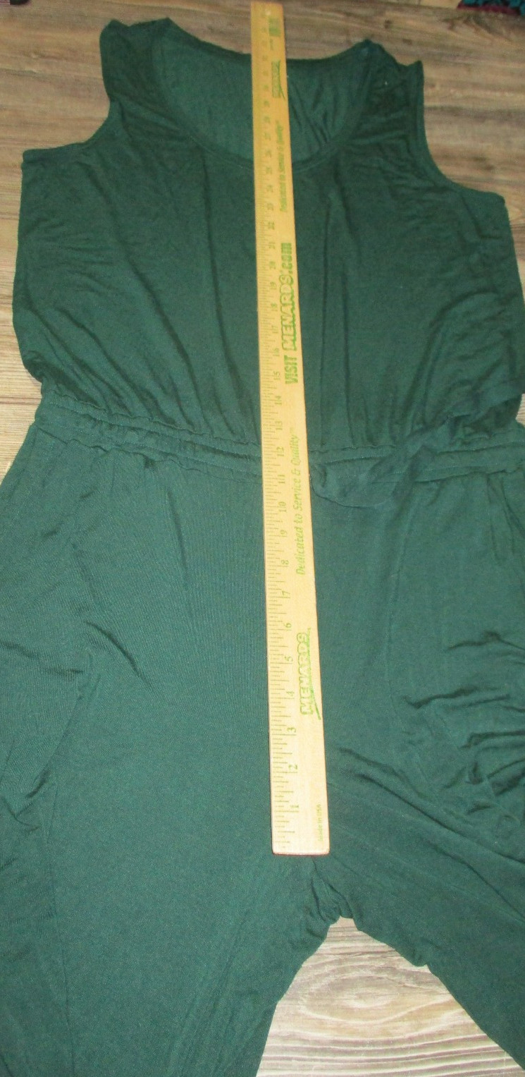 Amazon Essentials Women Sleeveless Scoopneck Wide-Leg Jumpsuit Sz Large Green