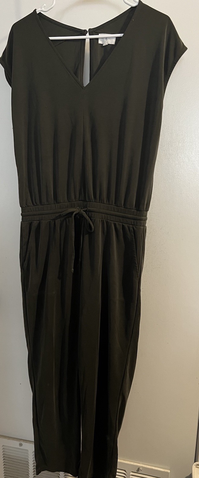 Lou & Grey M Olive Green ￼drawstring waist long jumpsuit