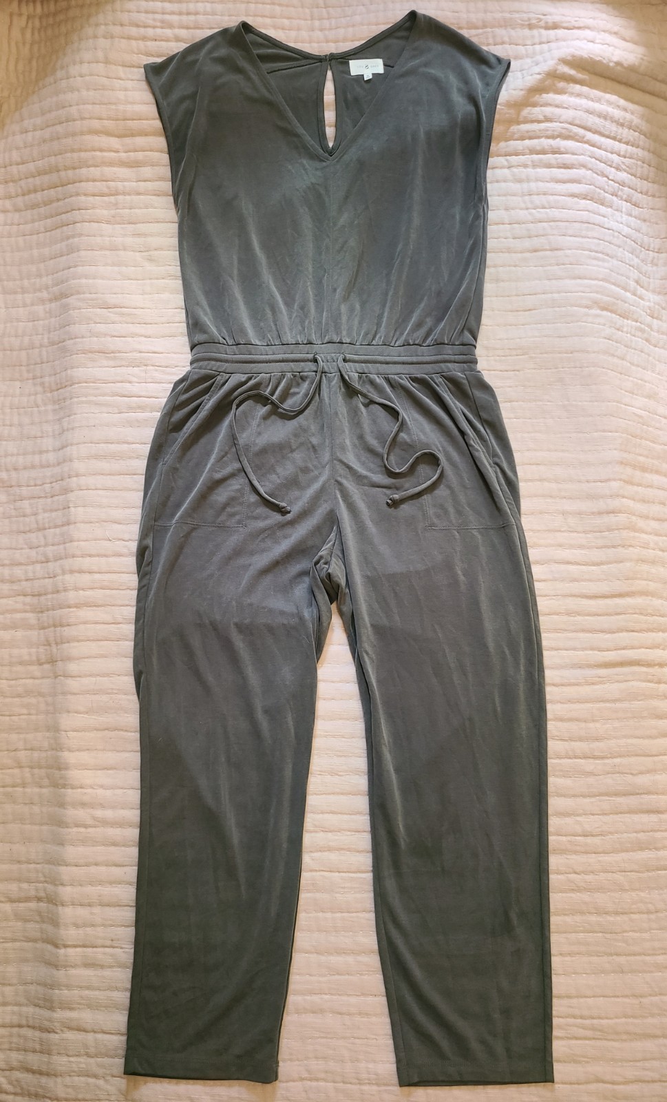 Lou & Grey Gray Sleeveless Jumpsuit V-Neck Drawstring Waist Pockets Straight Leg