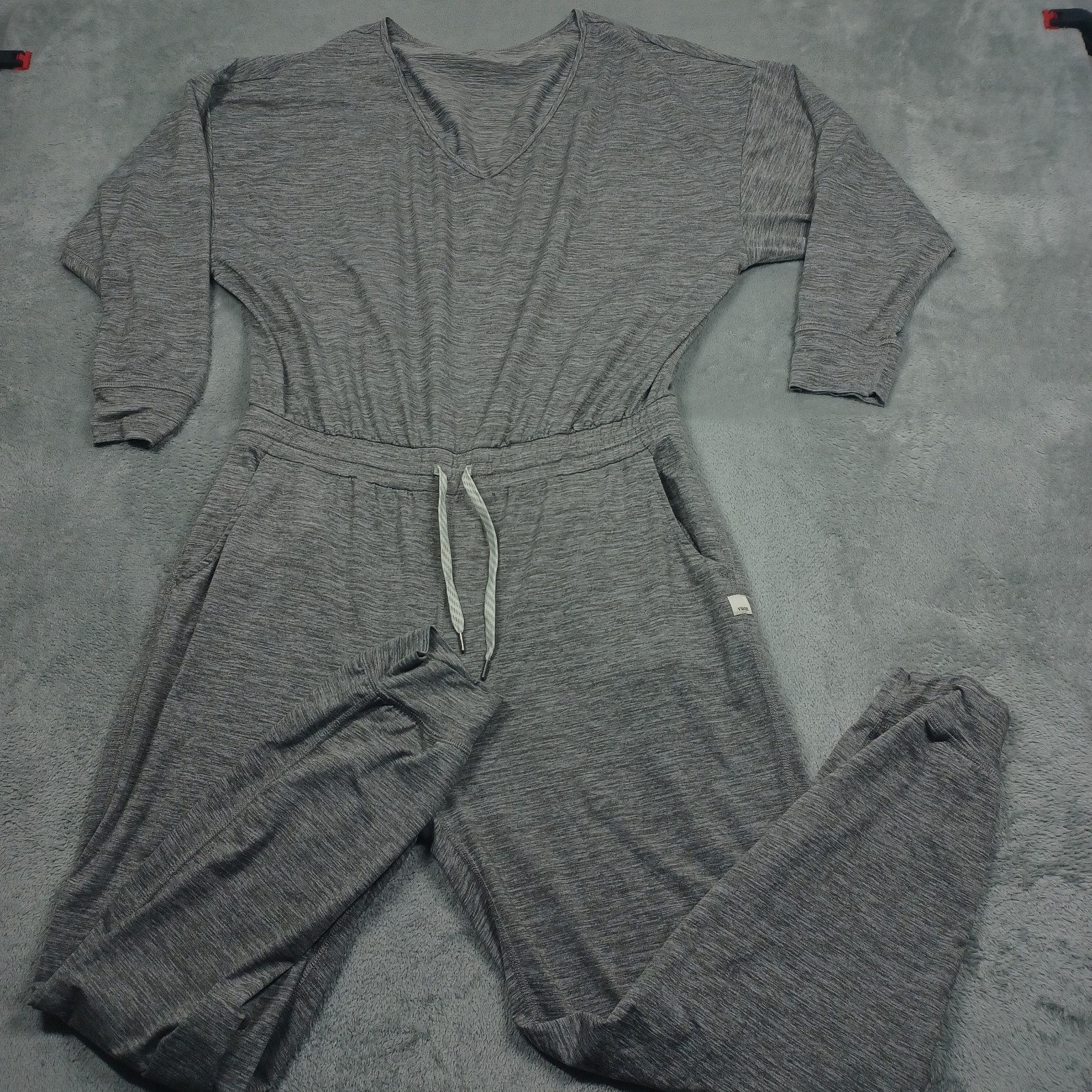 Vuori Jumpsuit Womens Large Gray Athleisure One Piece Yoga Travel Stretch