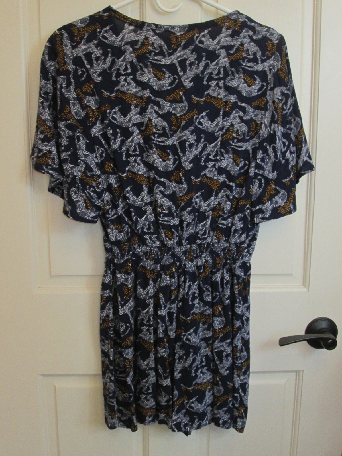 Xhilaration Blue Romper Womens Size S Tiger Pattern V-Neck Flutter Sl 217-33847