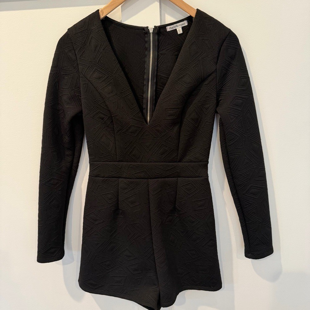 Vintage Charlotte Russe Romper Black Quilted Deep V-Neck Shorts Y2K 2000s Small