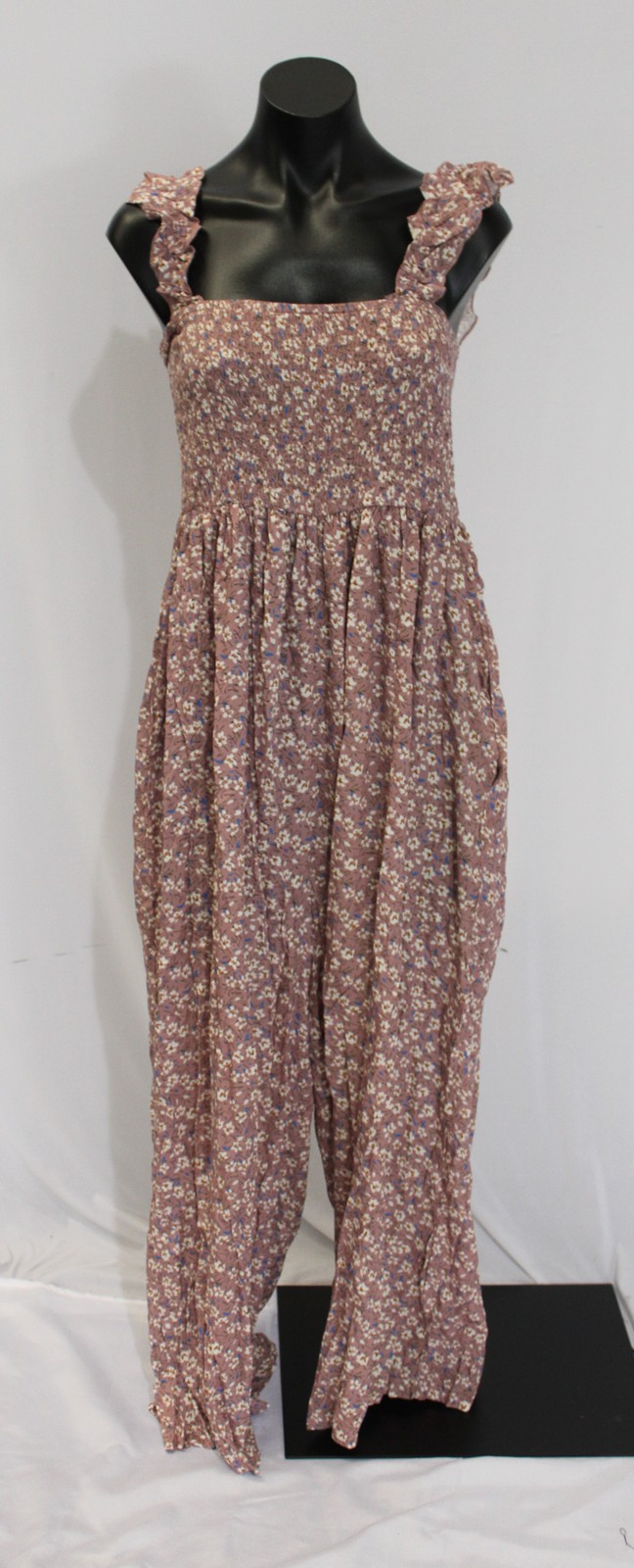 Elloh Women’s Floral Printed Smocked Top Sleeveless Jumpsuit MS7 Mauve Large NWT