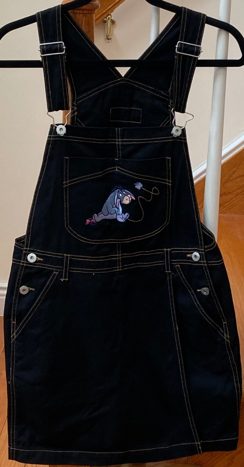 Vintage Women’s Disney Eeyore Skirt/Skort Blk Denim Overalls, Size Small – NWOT