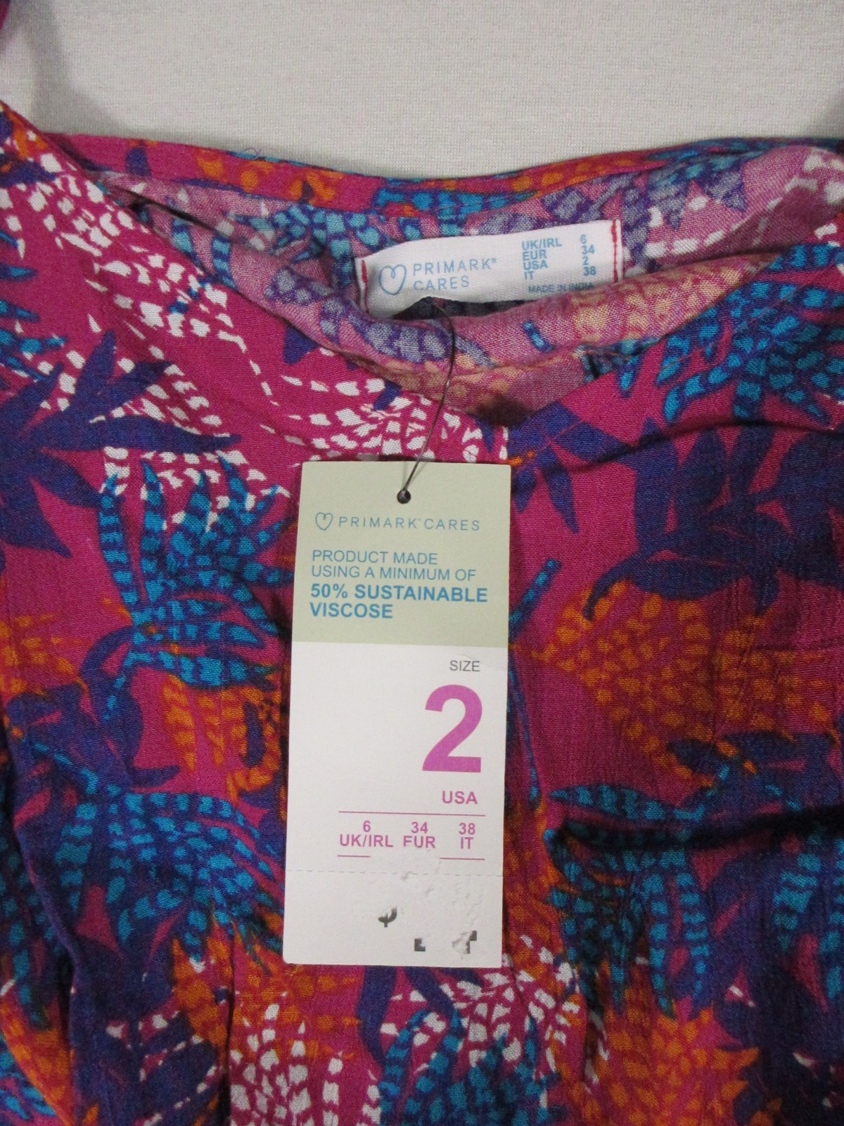 Primark Womens V-Neck Floral Short Romper Sleeveless Wide Leg Size 2 Red/Blue