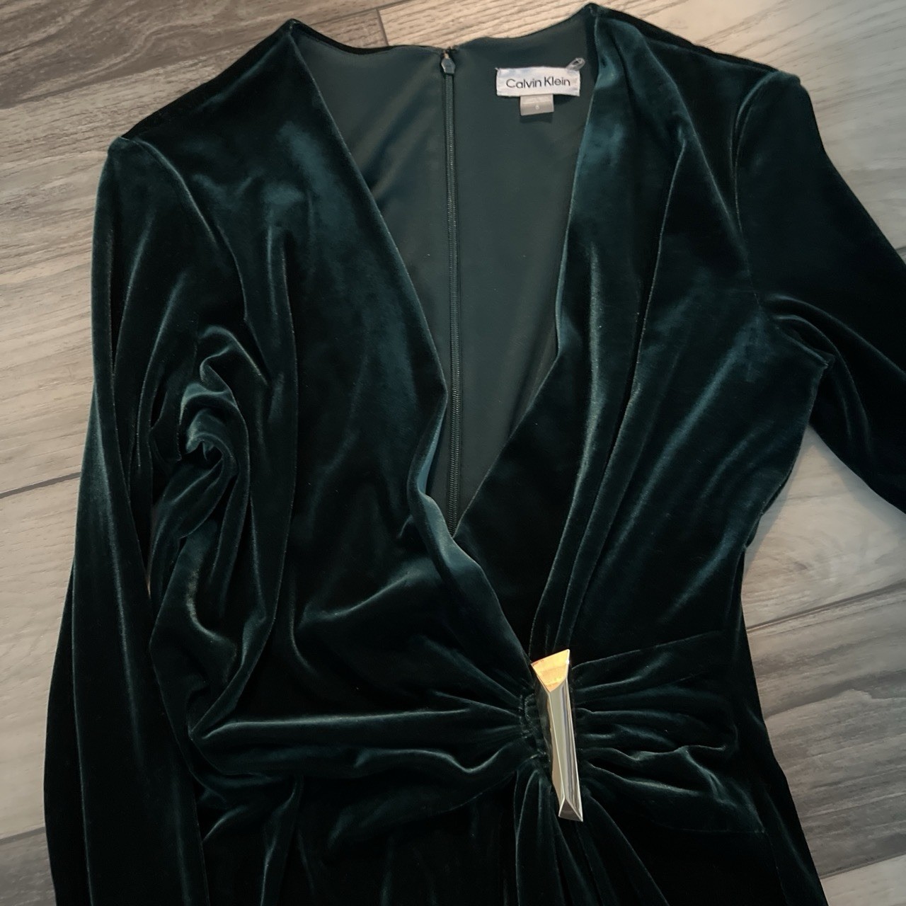 Calvin Klein Green Velvet V-Neck Long Sleeve Jumpsuit Party Buckle Zip Sz 4