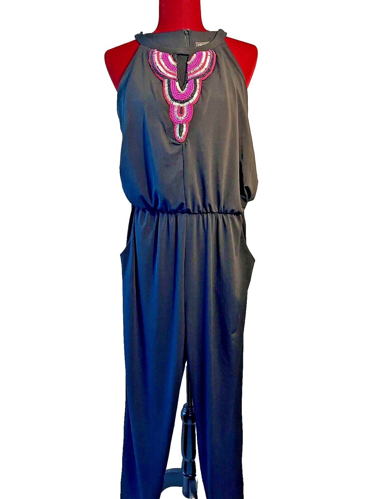 Nicole Miller Black W/Elegant Beaded Accents Key-hole neck Stretchy Jumpsuit M