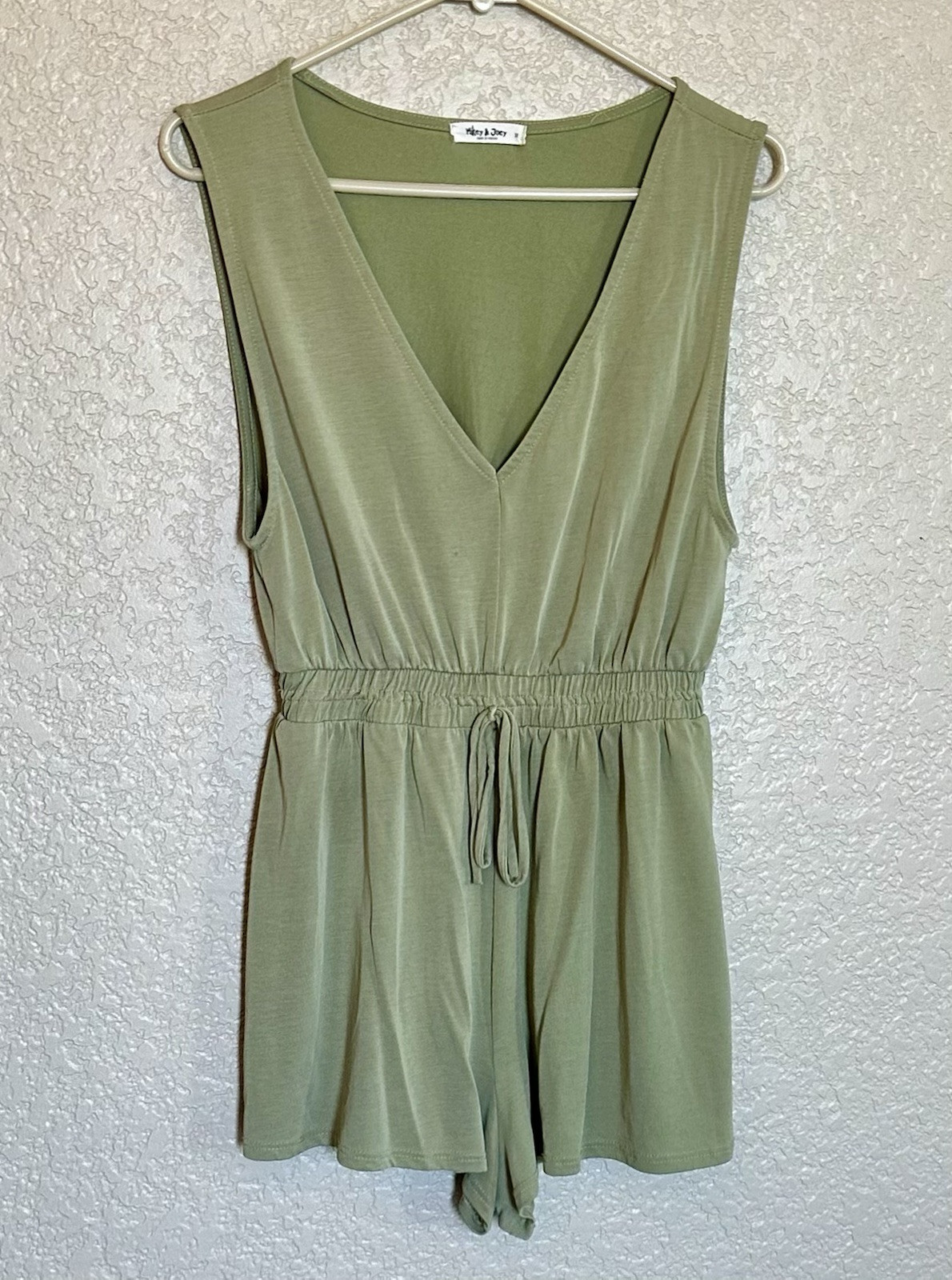 Mikey & Joey Womens Romper Soft Flowy Stretch Olive Green Short Sleeve Size M