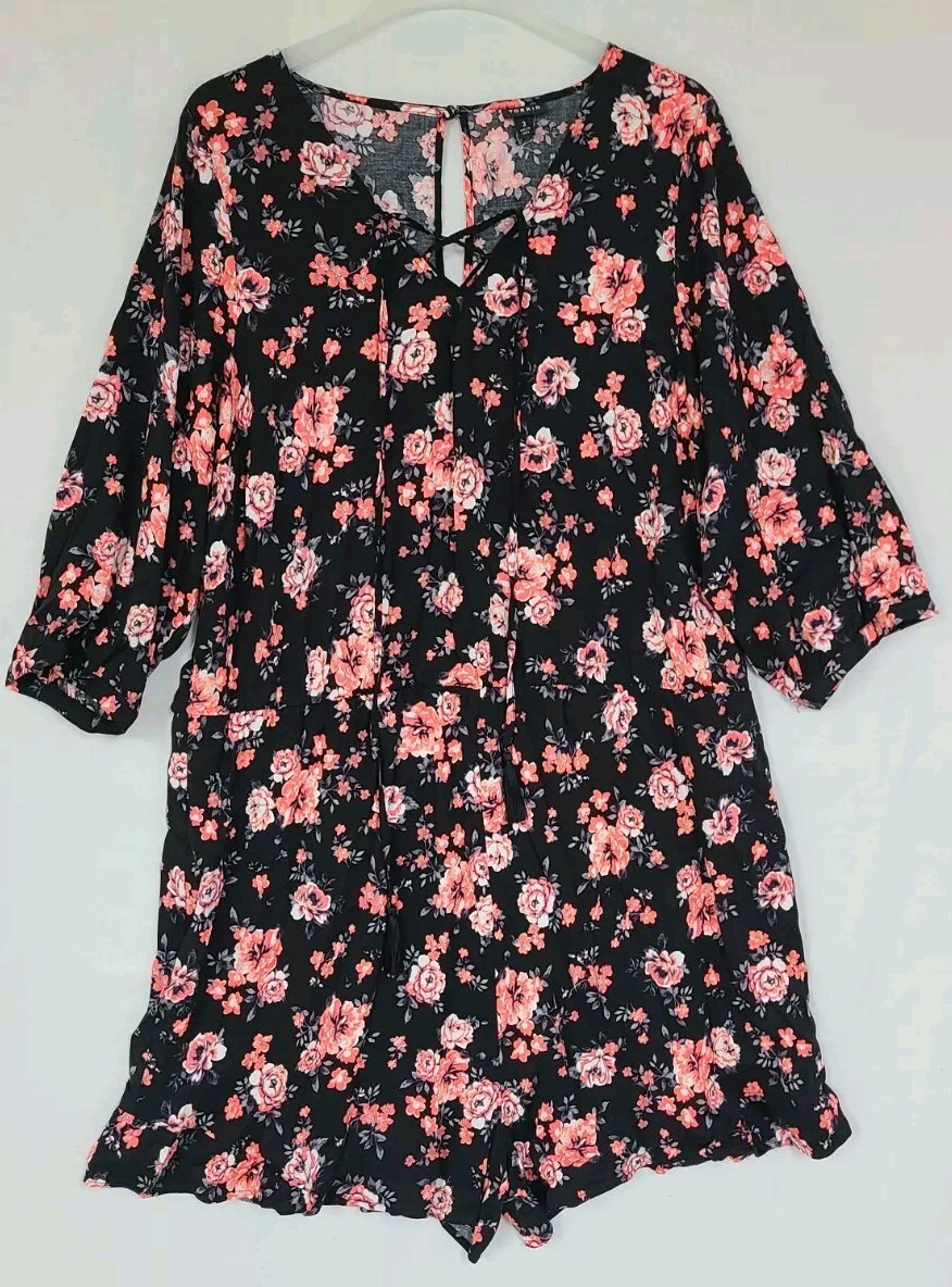 Torrid Black/Pink Floral Challis 3/4 Sleeve Shorts Romper Women’s Sz 3 3X (Z3)