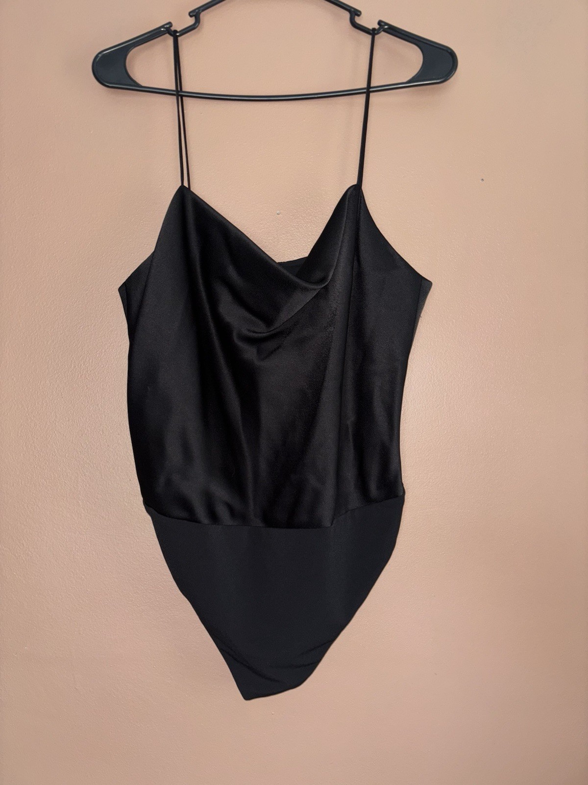 Alice + Olivia Women’s Black Solid Satin Harmon Thong Bodysuit Size Large