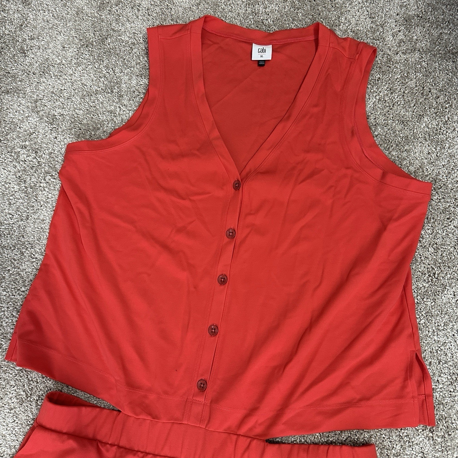 CAbi Hibiscus Romper Womens Size XL Style 6809 Coral Sleeveless Open Back Vneck