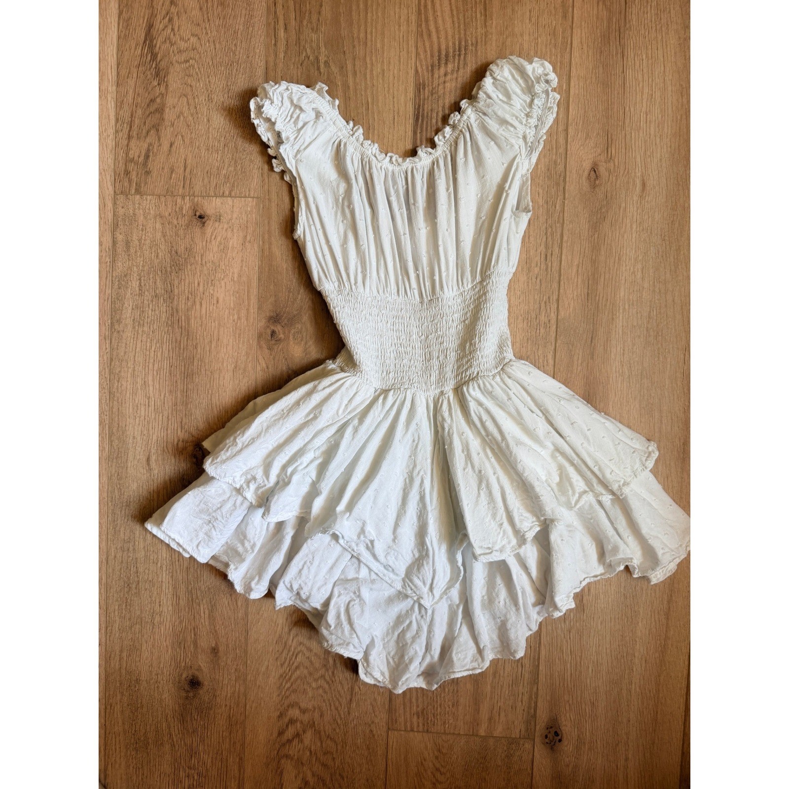 Princess Polly White Swiss Dot Ruffle Mini Romper Smocked Waist Boho Size