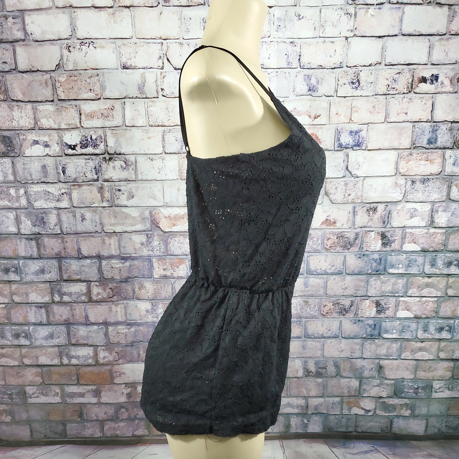 Women’s Jumpsuit One Piece Tank Short Pants Black Stretch Ambiance Junior Size M