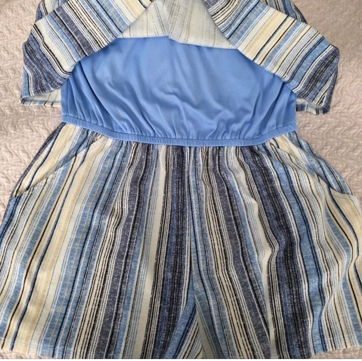 BeBop Blue White Striped Tube Top Romper XL Elastic Waist, Pockets, 2.5″ Inseam