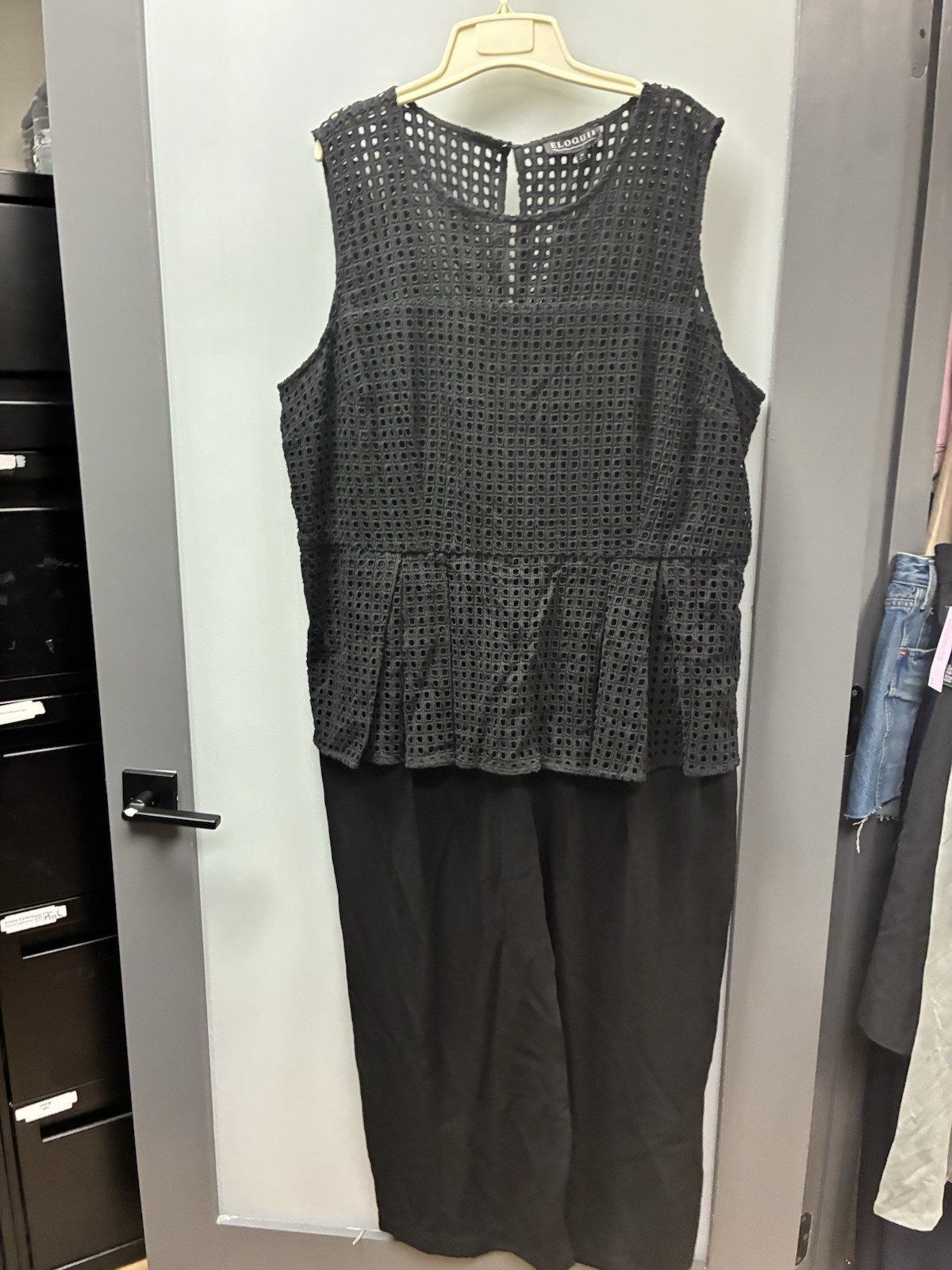 NWT Eloquii Black Eyelet Peplum Capri Women’s Jumpsuit Size 20