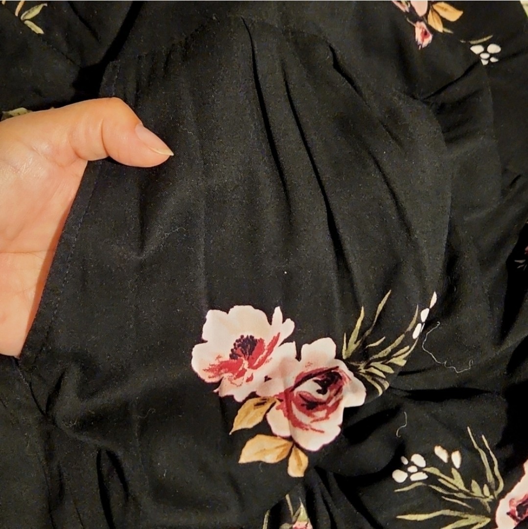 torrid challis wide leg jumpsuit black/floral size 1X NWT
