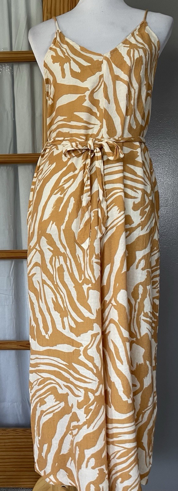 H&M Wide Leg Oversized Jumpsuit Womens Sz S Gold Belted Strappy Back Modern Boho