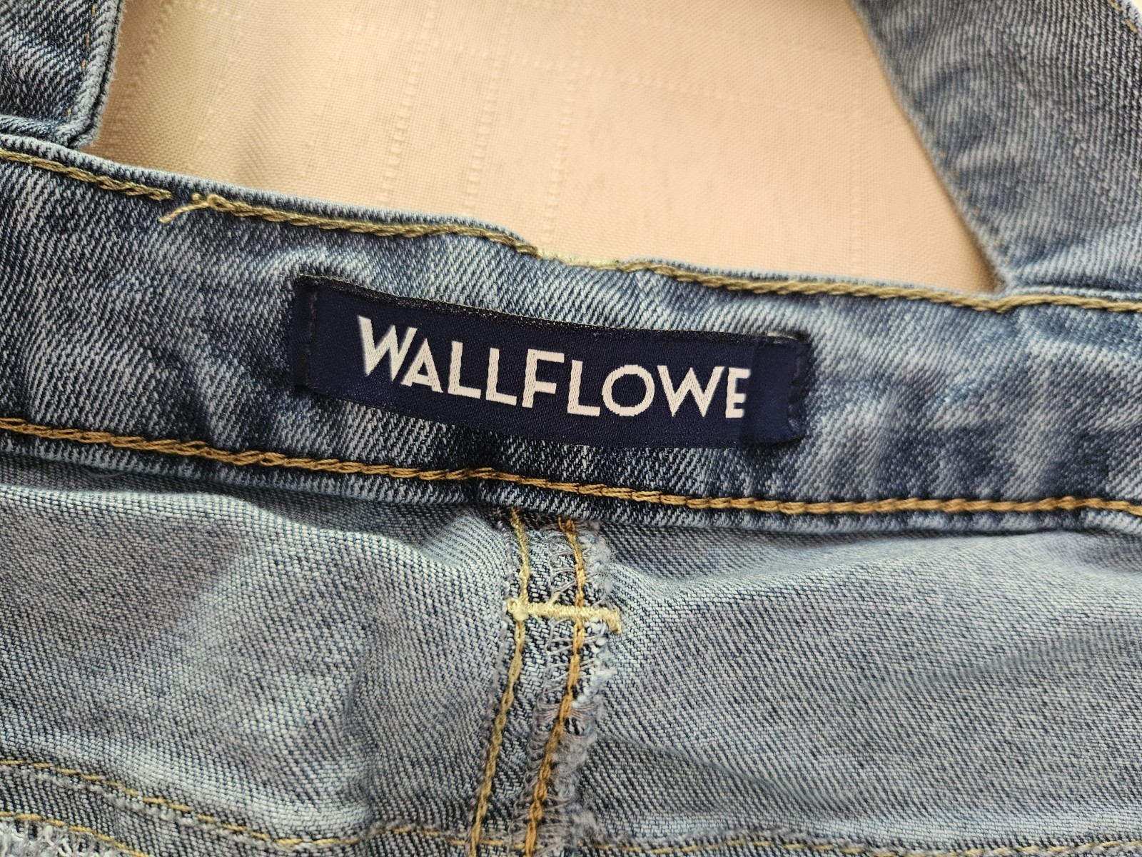 WallFlower Women’s Blue Denim Overall One-Piece L Adjustable Straps Pockets