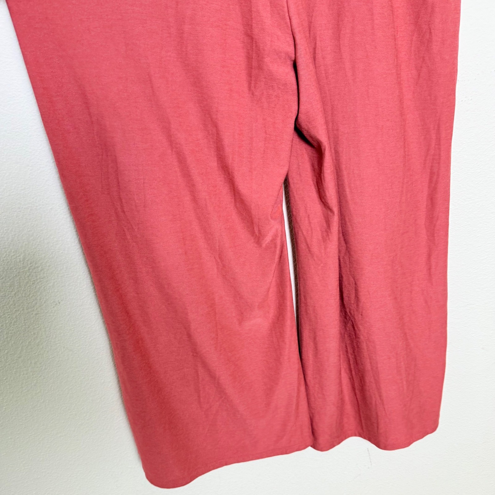 Beyond Yoga Jumpsuit Women Medium Pink Racerback Wide Leg Sleeveless Loungewear
