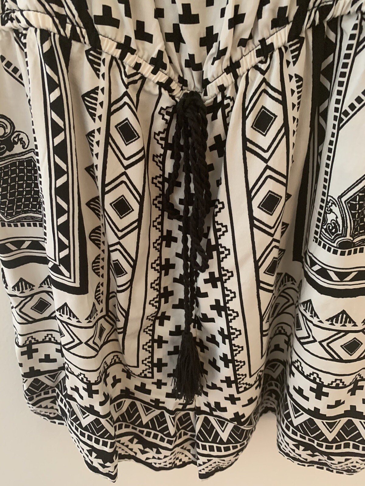 Flying Tomato Romper Sz M Sleeveless Black White Print Elastic Waist Tie Tassel