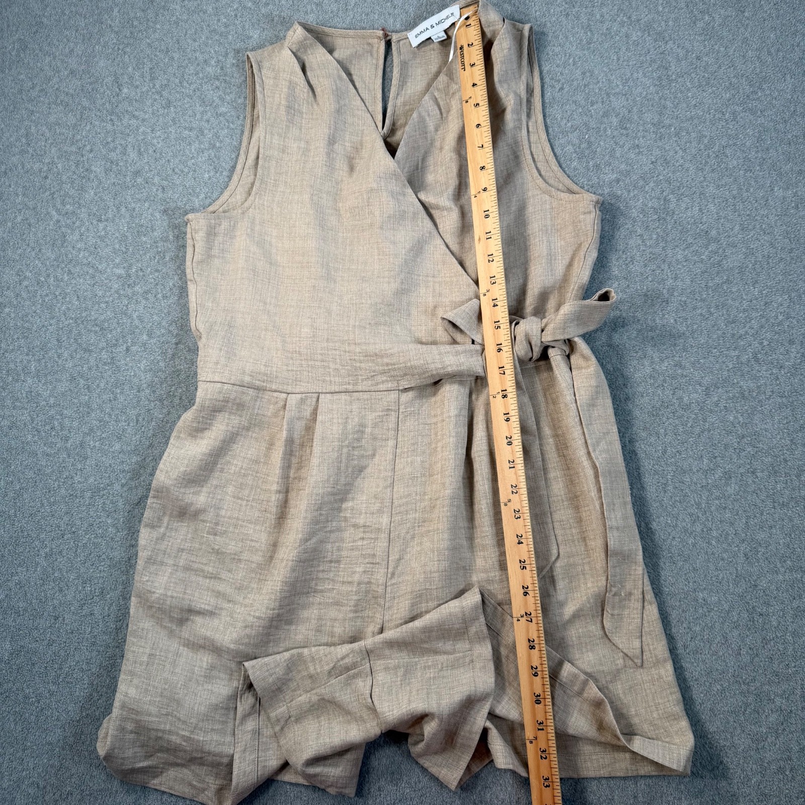 Emma + Michelle Faux Wrap Sleeveless Romper Women’s Large Brown Pockets Wide Leg