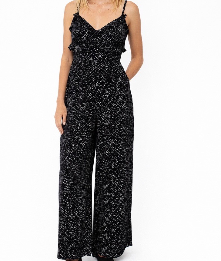 NWT American Eagle White Dot Wide Leg Ruffle Detail Jumpsuit Romper Size Medium