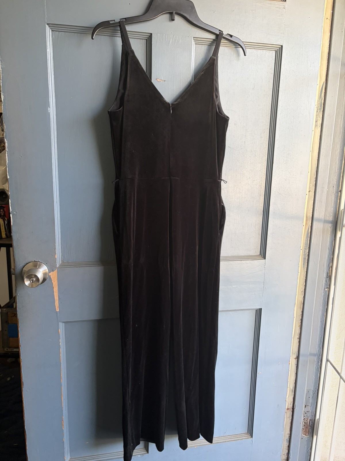 Banana Republic Women’s Size S Black Strappy Velvet Jumpsuit V-Neck Straight Leg