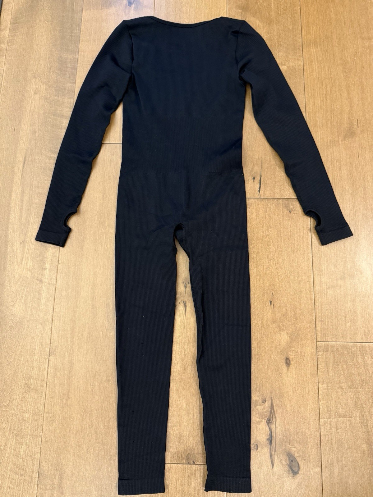 Amazon’s 0QQ Women’s Black Ribbed Long Sleeve/ Pants Workout Bodysuit-Size Small