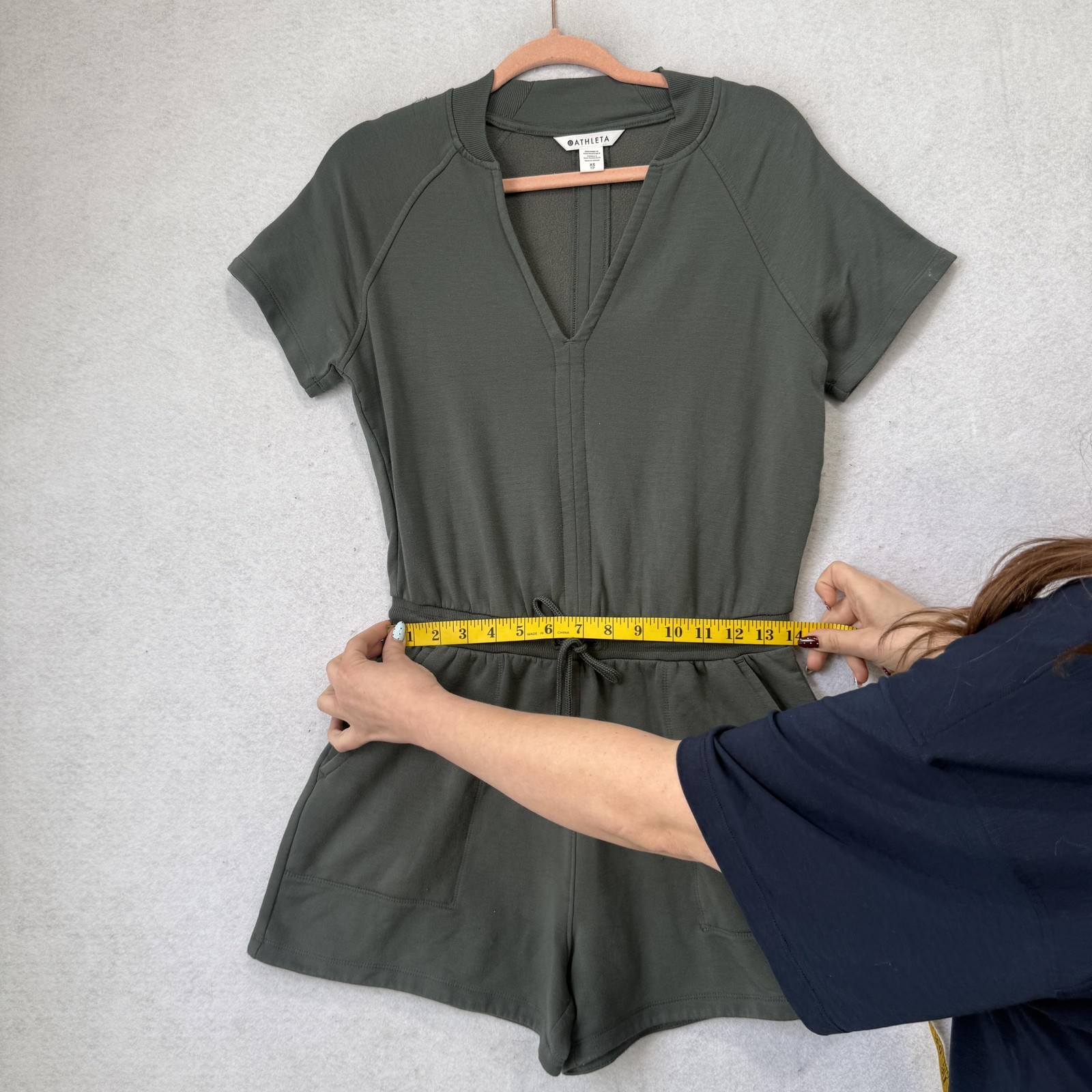 Athleta Romper Womens XS Green Short Sleeve V Neck Drawstring Pockets Lounge
