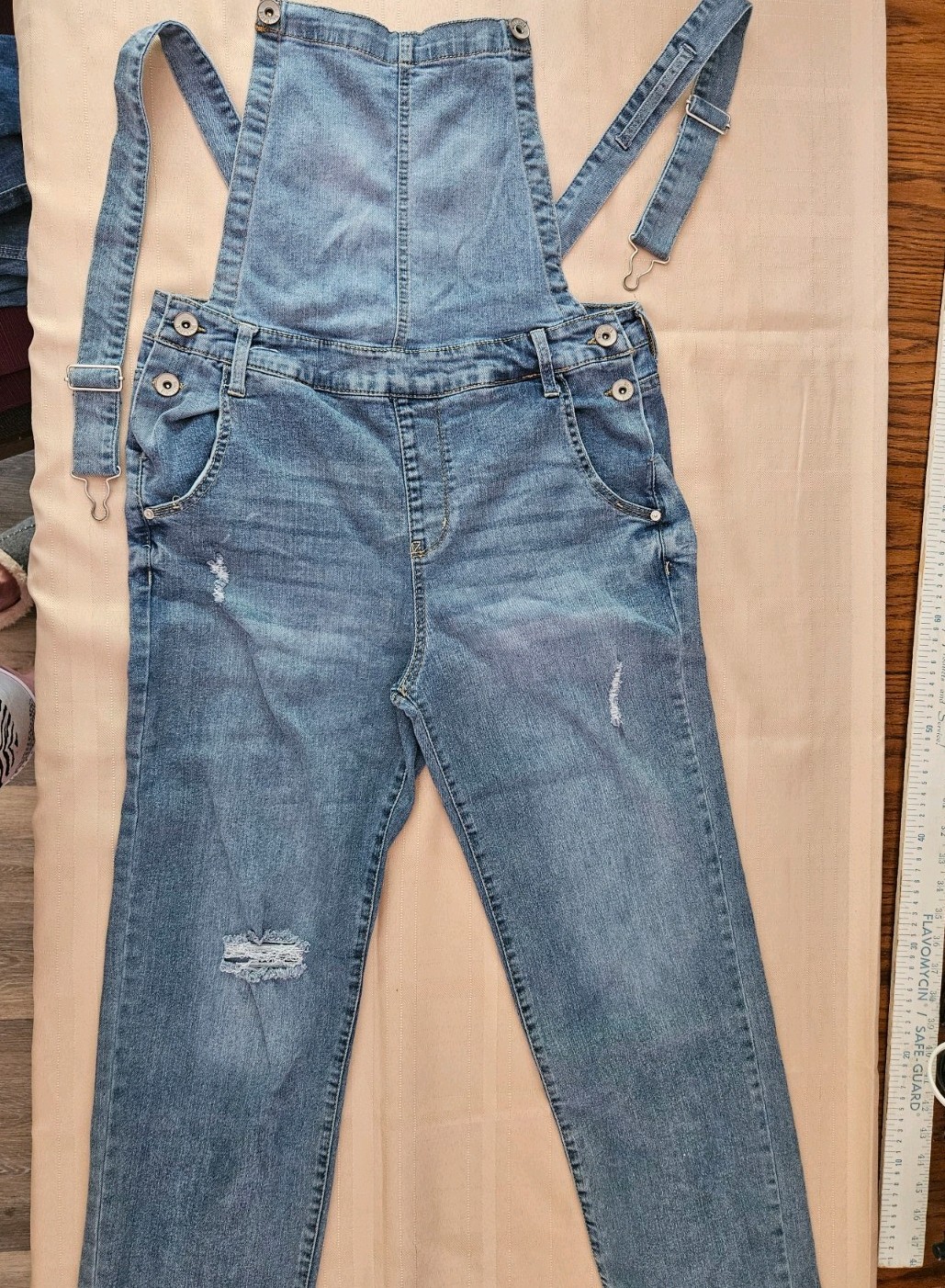 WallFlower Women’s Blue Denim Overall One-Piece L Adjustable Straps Pockets