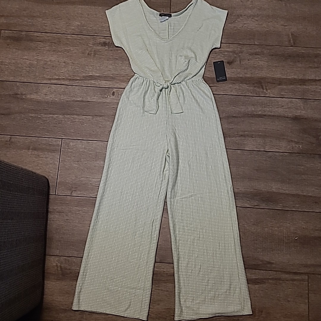 Caution To The Wind Jersey Knit Jumpsuit Romper Mint Green & White Size Small