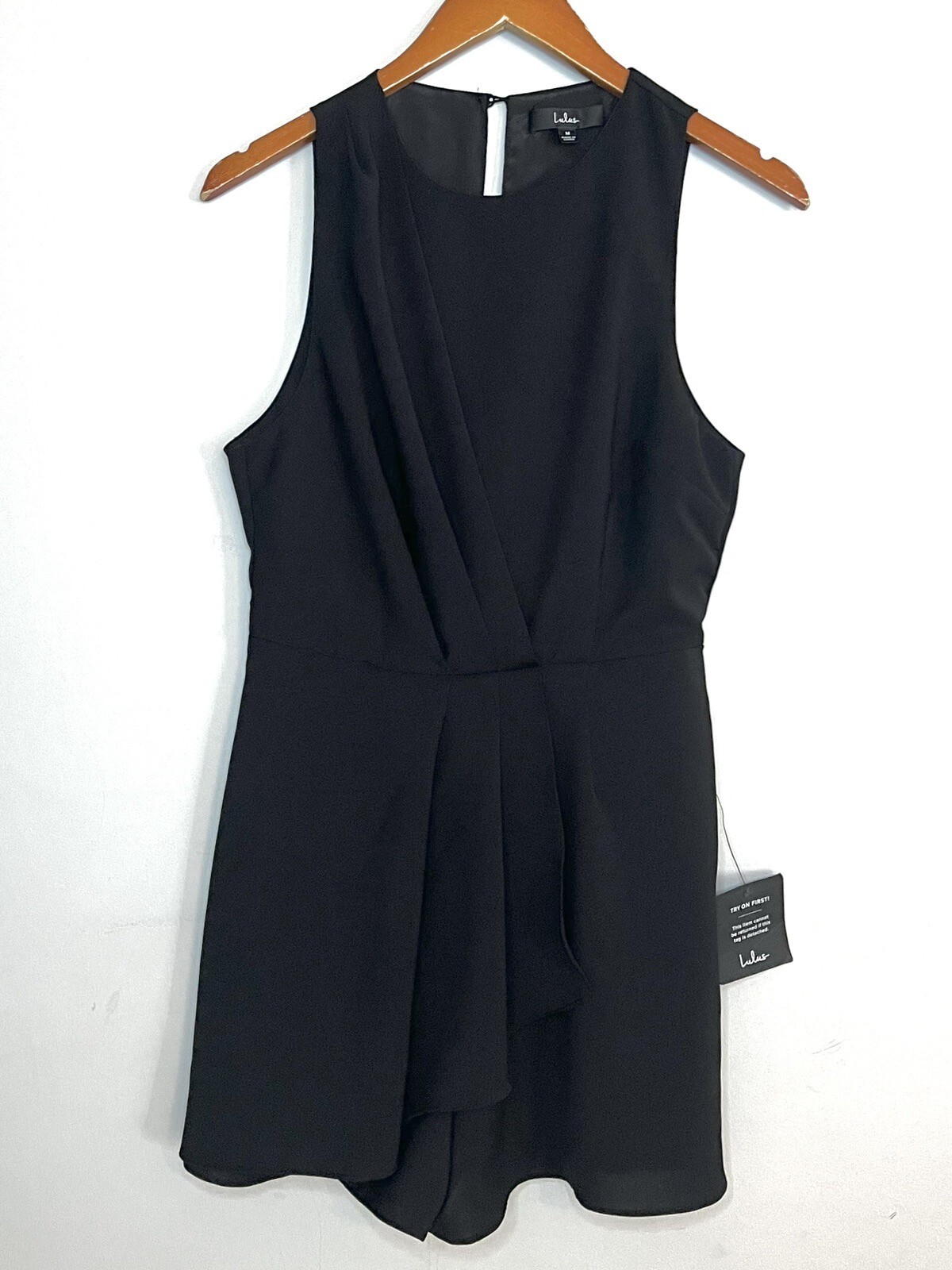 Lulu’s NEW My Dear Pleated Sleeveless Romper Black High Neck Lined Keyhole Sz M
