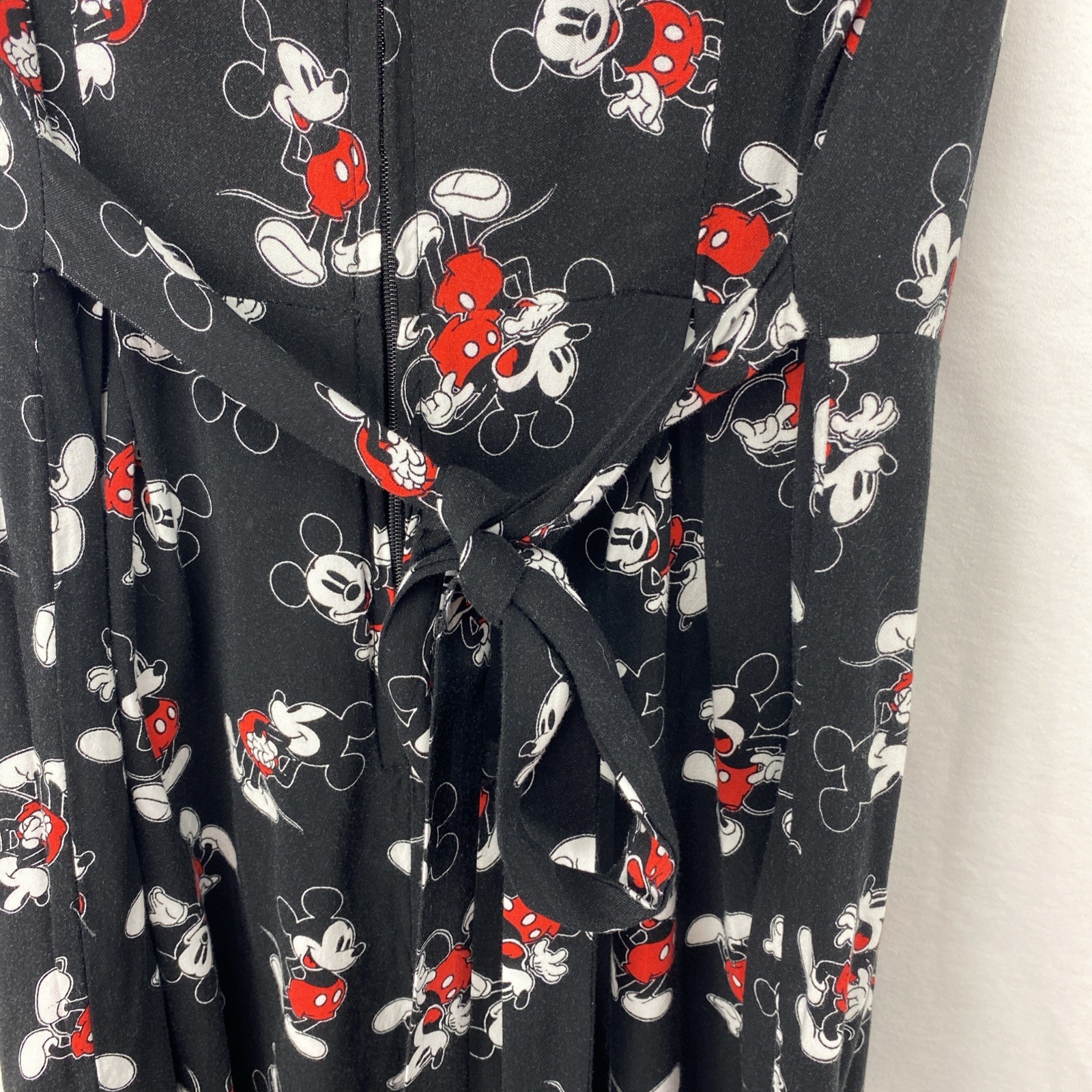 Disney Mickey Romper Short Sleeve Small
