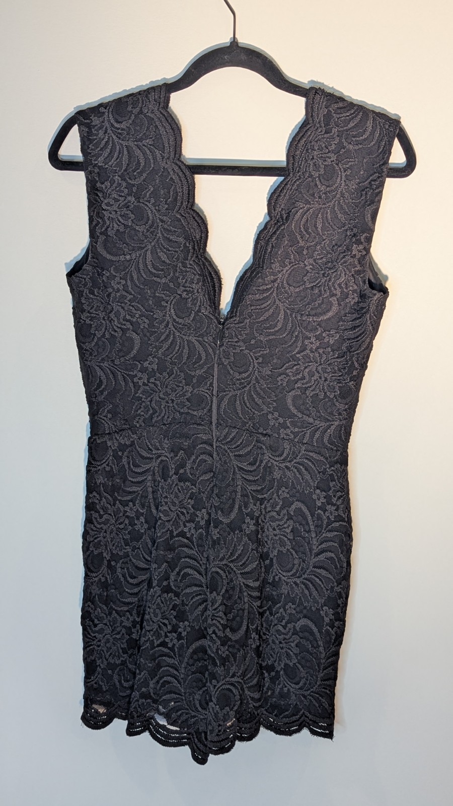 Bebe Black Lace Deep V Neck Scallopped Sexy Romper Size 8