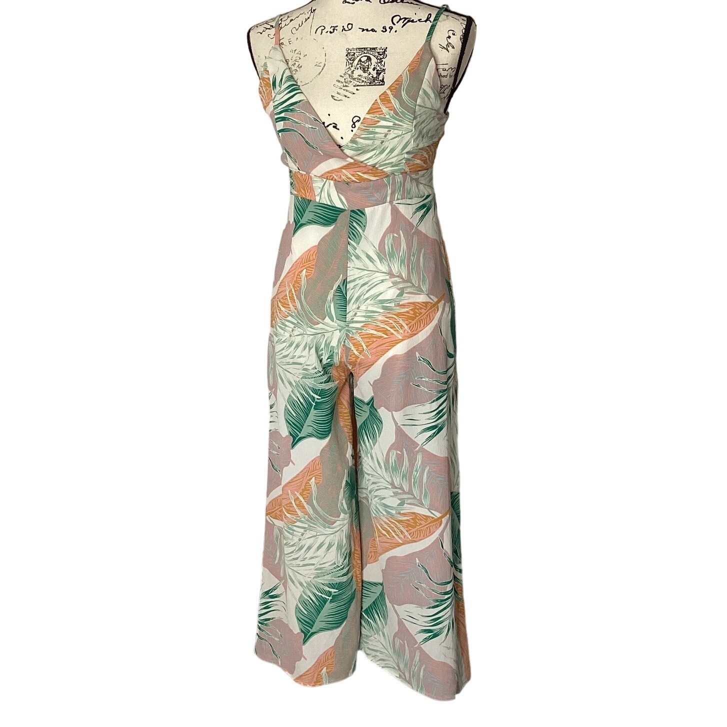 Blue Blush Tropical Print Jumpsuit Sleeveless Spaghetti Straps Cropped Wide Leg