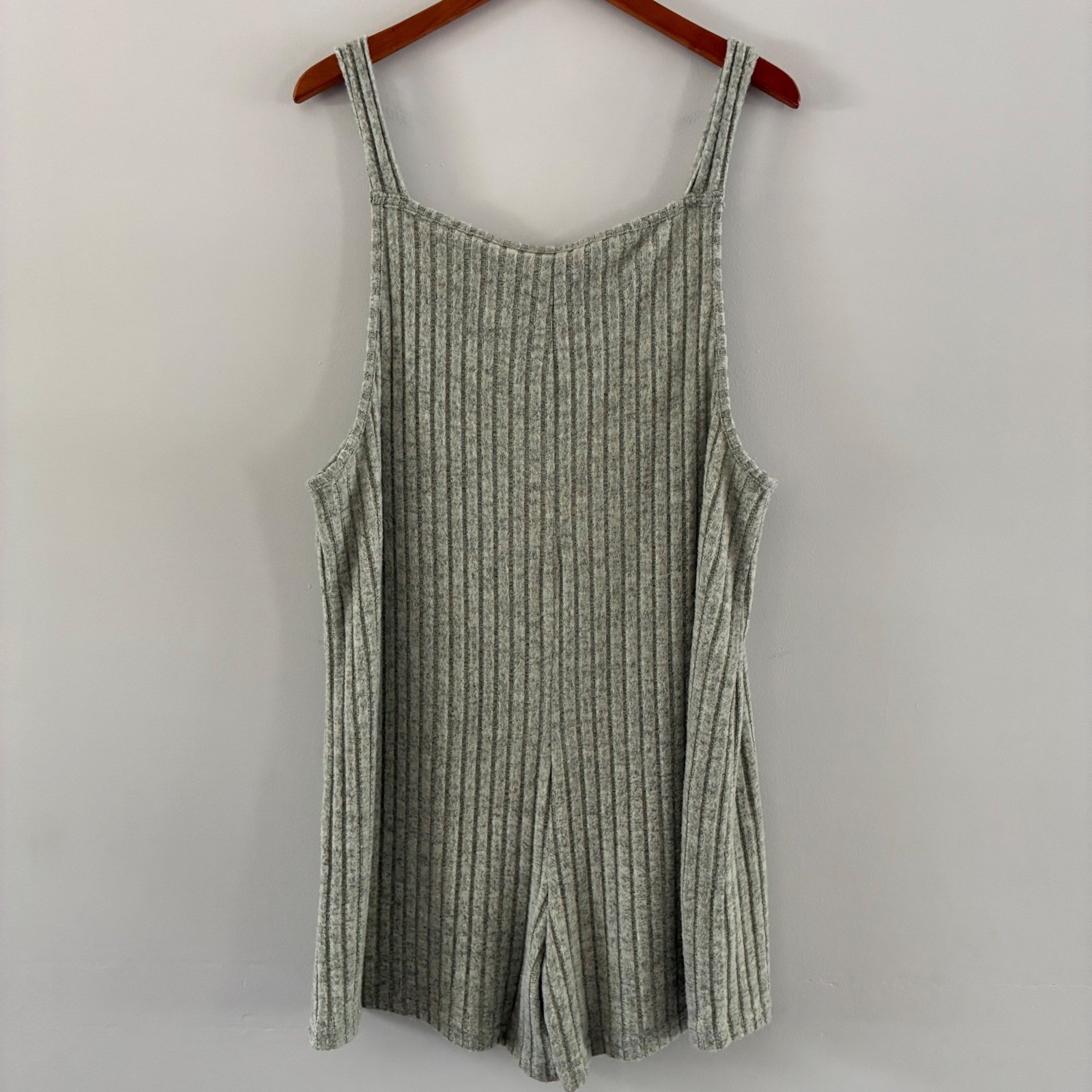 Romper XL Gray Green Ribbed Knit Casual Loungewear Comfy Layer Athleisure Summer