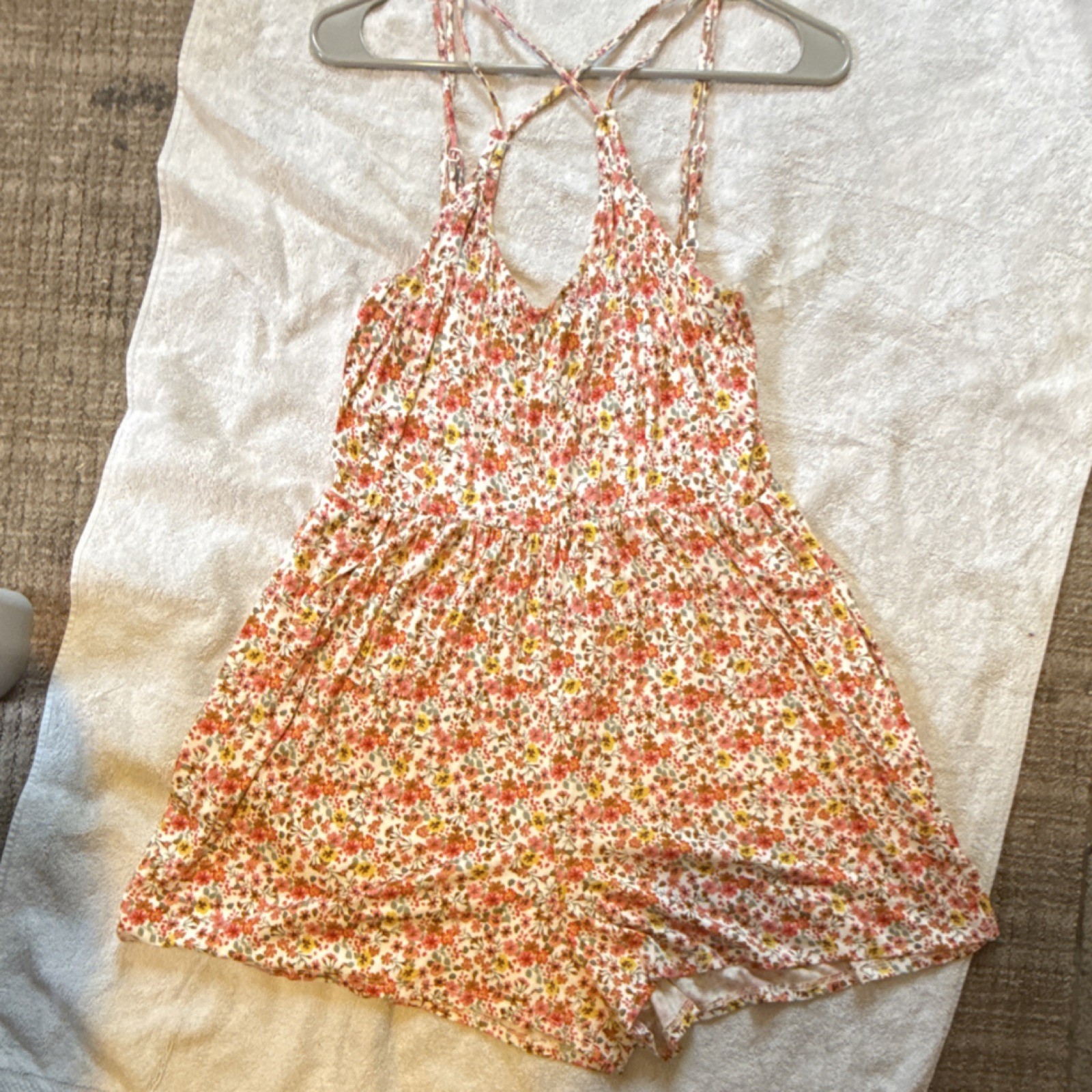 Ultra Flirt Floral Strappy Romper Pink Yellow Orange White Size L Sleeveless