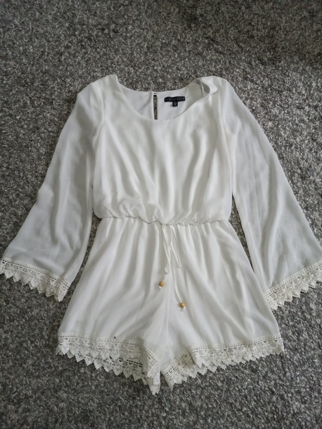 City Studio White Women Jumpsuit Romper Long-sleeve. Size S