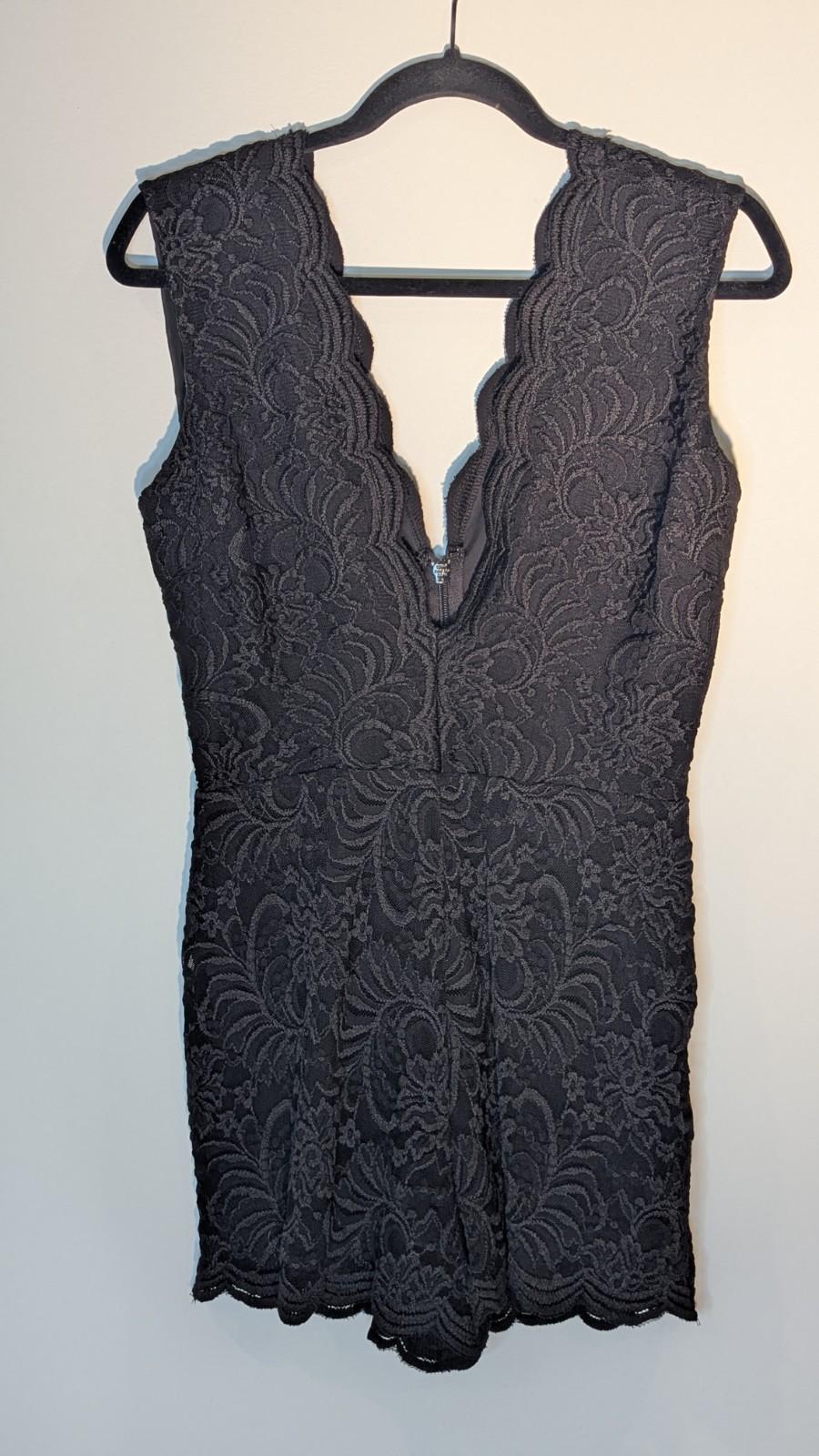 Bebe Black Lace Deep V Neck Scallopped Sexy Romper Size 8