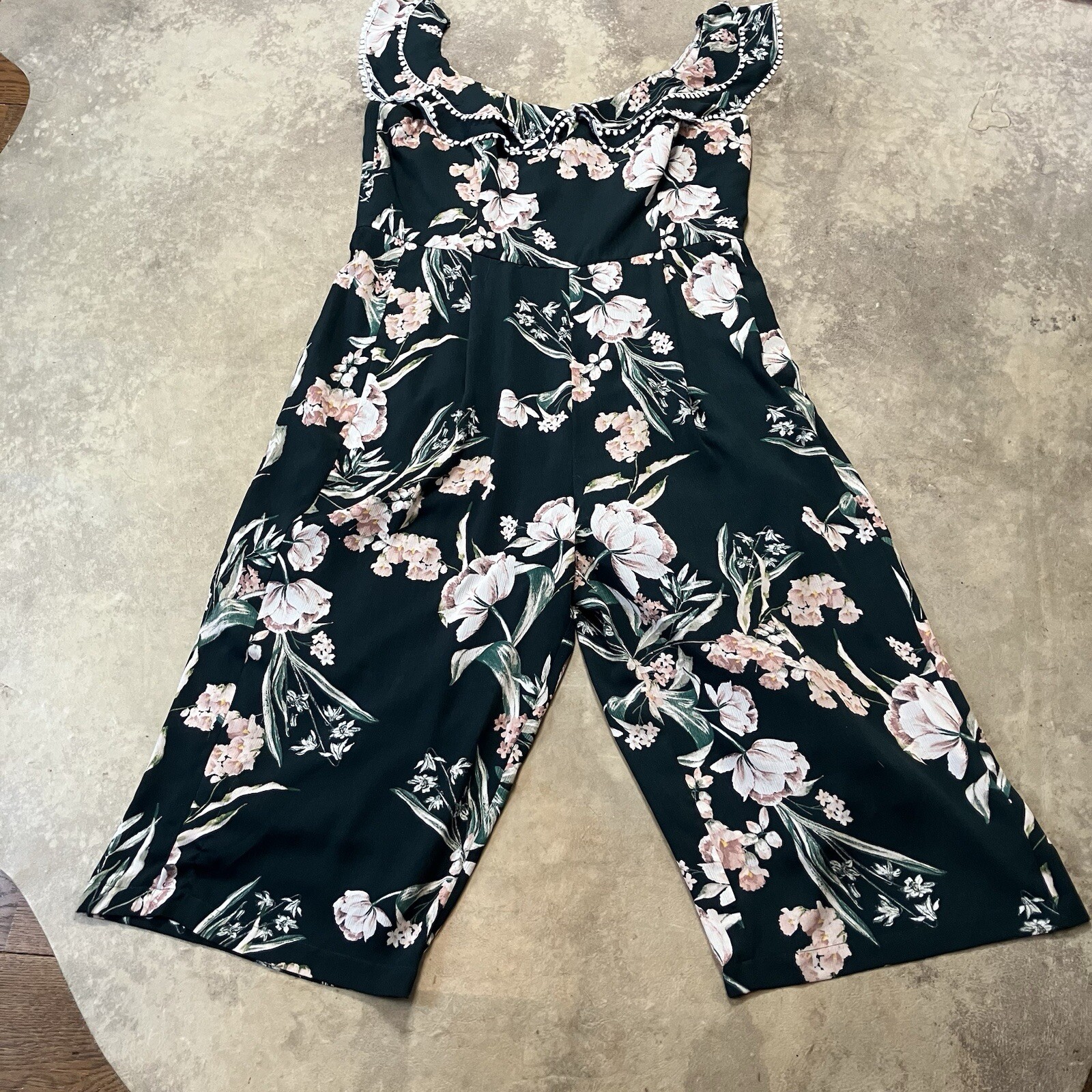 City Chic Jumpsuit Womens 22 Green Floral Jumpsuit Wide Leg Ruffle Trim Neckline
