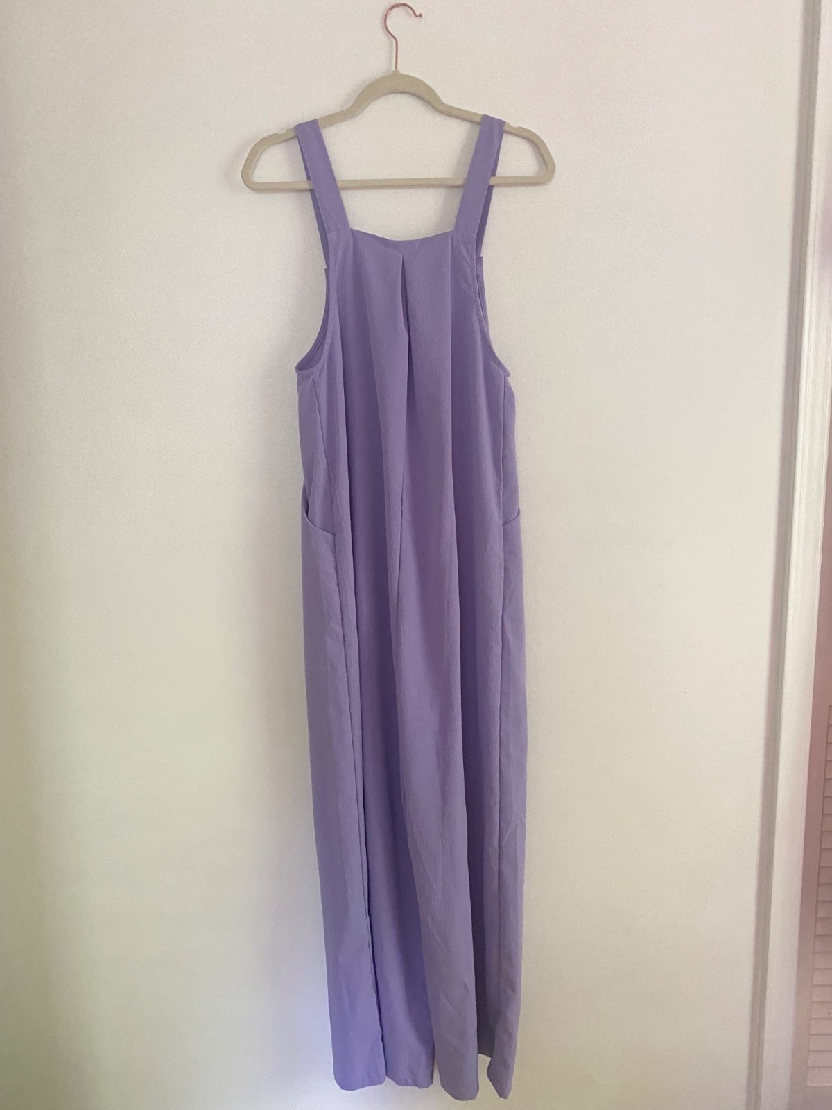 Lavender Wide-Leg Sleeveless Jumpsuit With Adjustable Straps & Pockets Size M