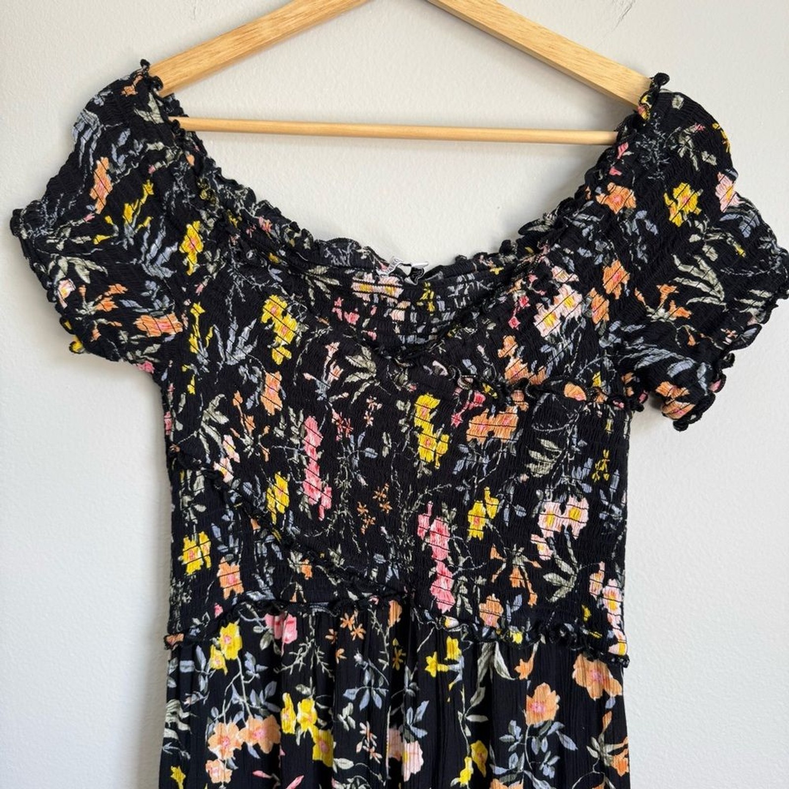 Patrons of Peace Boho Floral Black Jumpsuit Medium Pockets Off Shoulder Ditsy