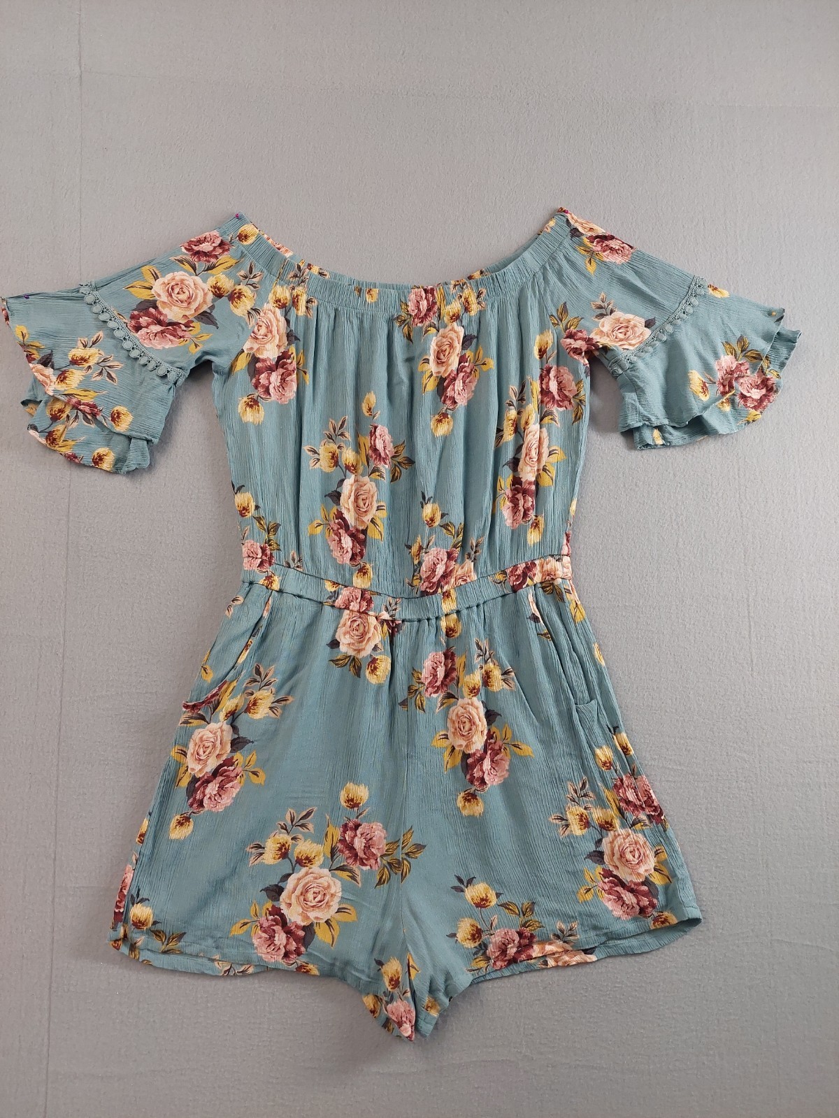 Xhilaration Women Romper L Blue Floral Off The Shoulder Flutter Sleeve Summer